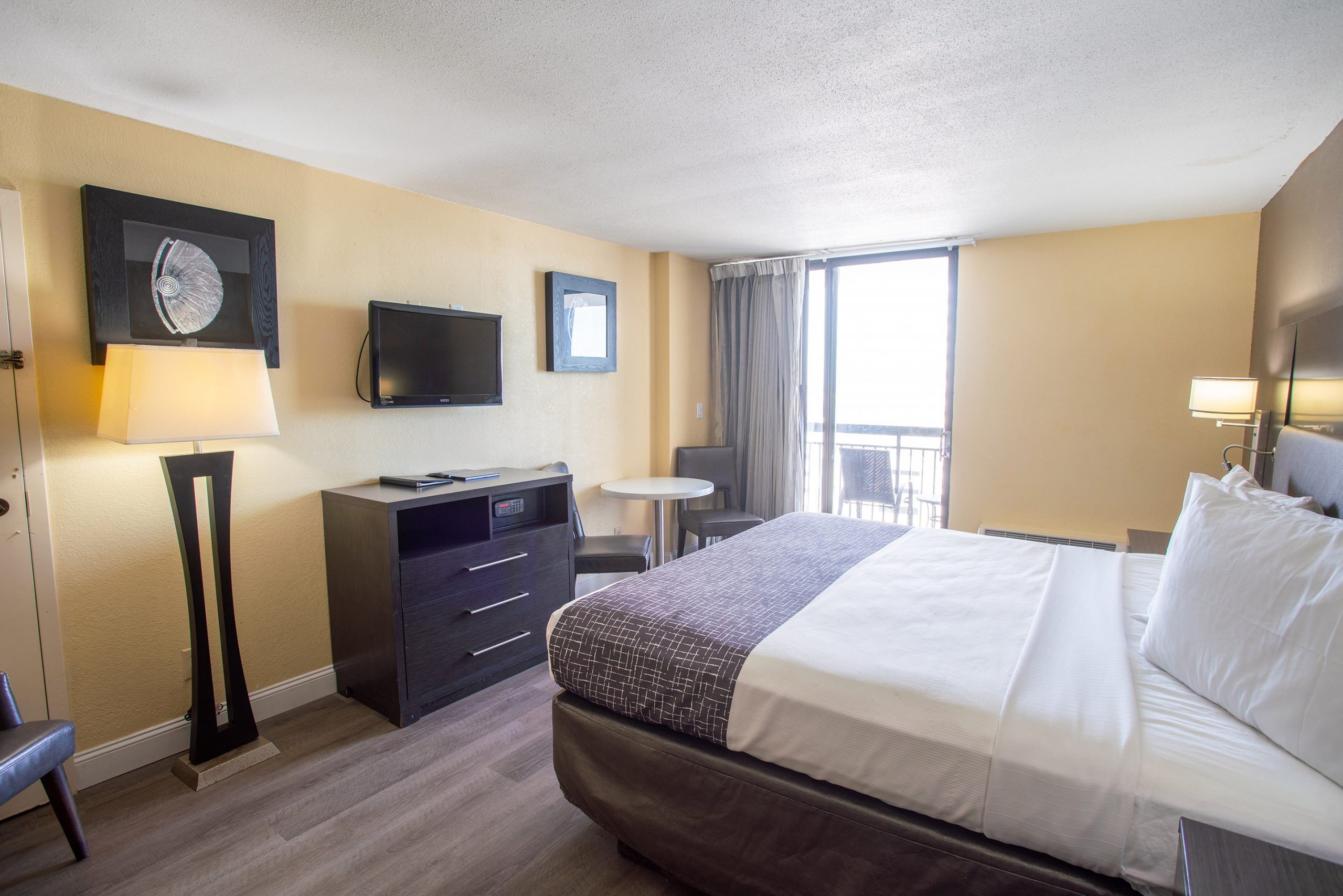 Ocean View King Bed with Efficiency